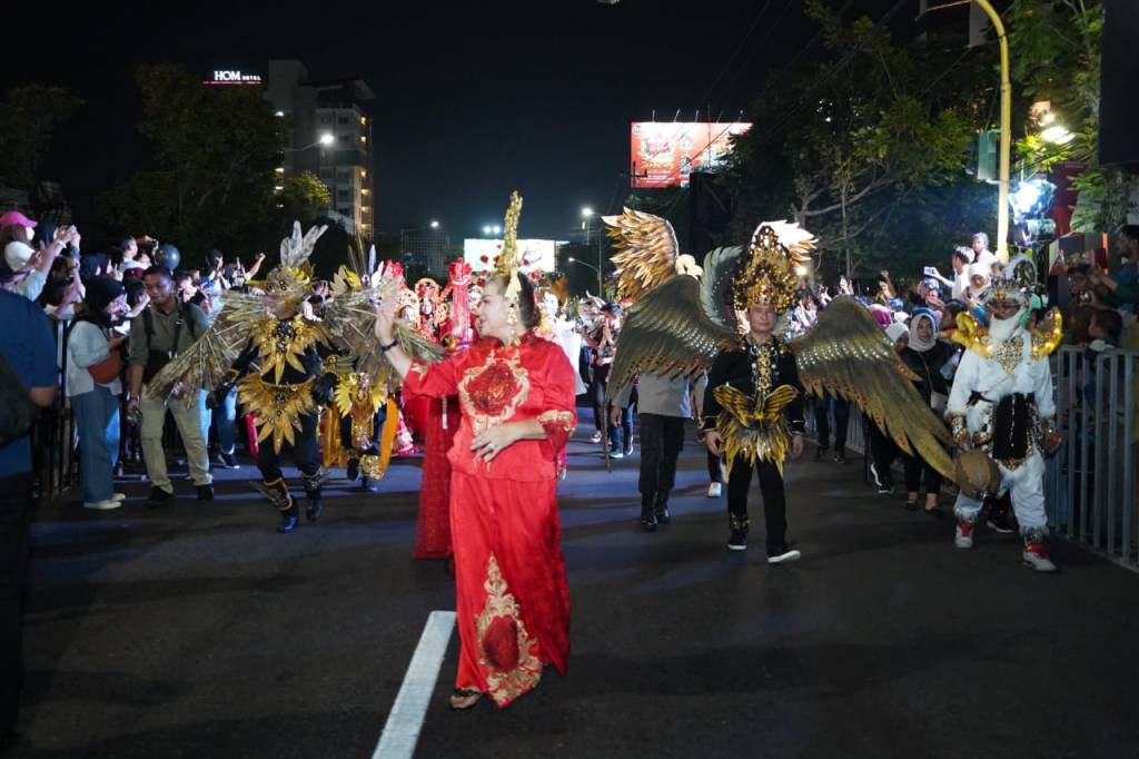 Empat Unsur Budaya Meriahkan Semarang Night Carnival, Ada Peserta Luar Kota Sampai Tamu Luar Negeri