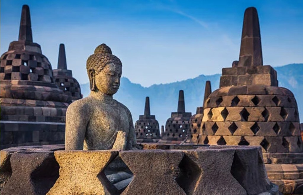 Waisak 2024, Bhikkhu akan Lakukan Thudong dari India Menuju Candi Borobudur Ini&nbsp;Jadwalnya