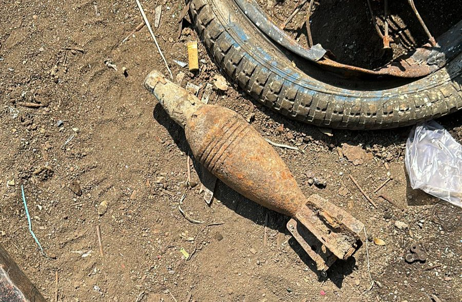 Penemuan Mortir 60 Komando di Gudang Rosok Nglawisan, Tamanagung, Muntilan