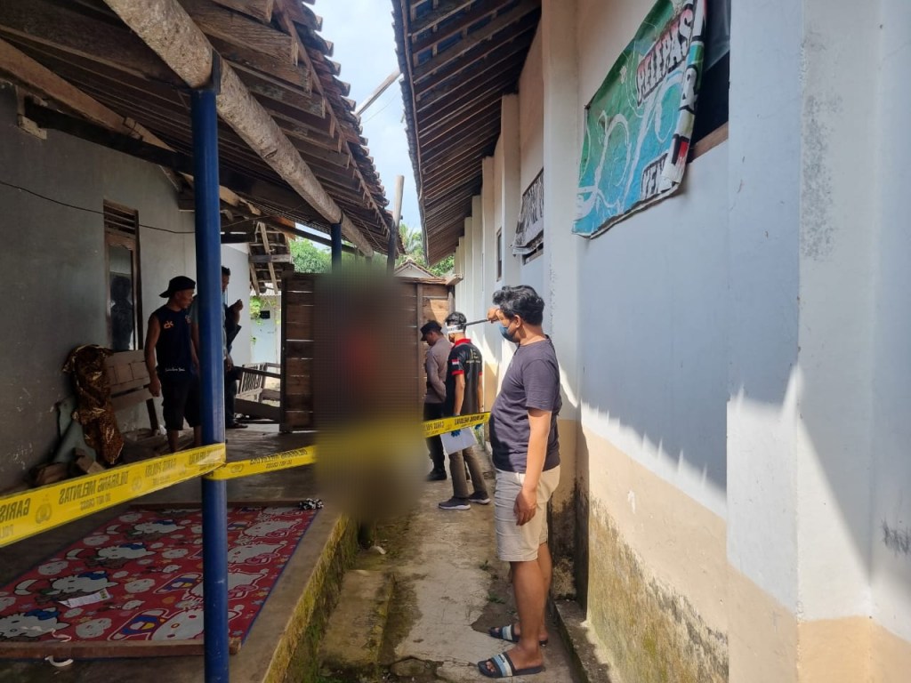 Diduga Masalah Ekonomi, Seorang di Muntilan Ditemukan Gantung&nbsp;Diri